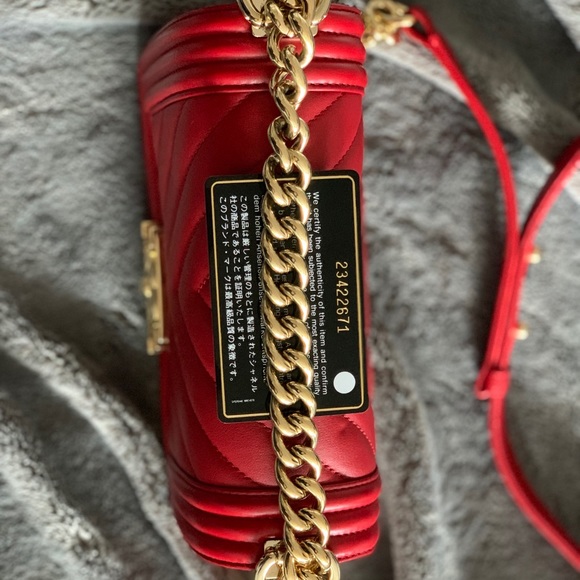 ❌SOLD❌Chanel boy chevron red calf skin - Picture 2 of 5